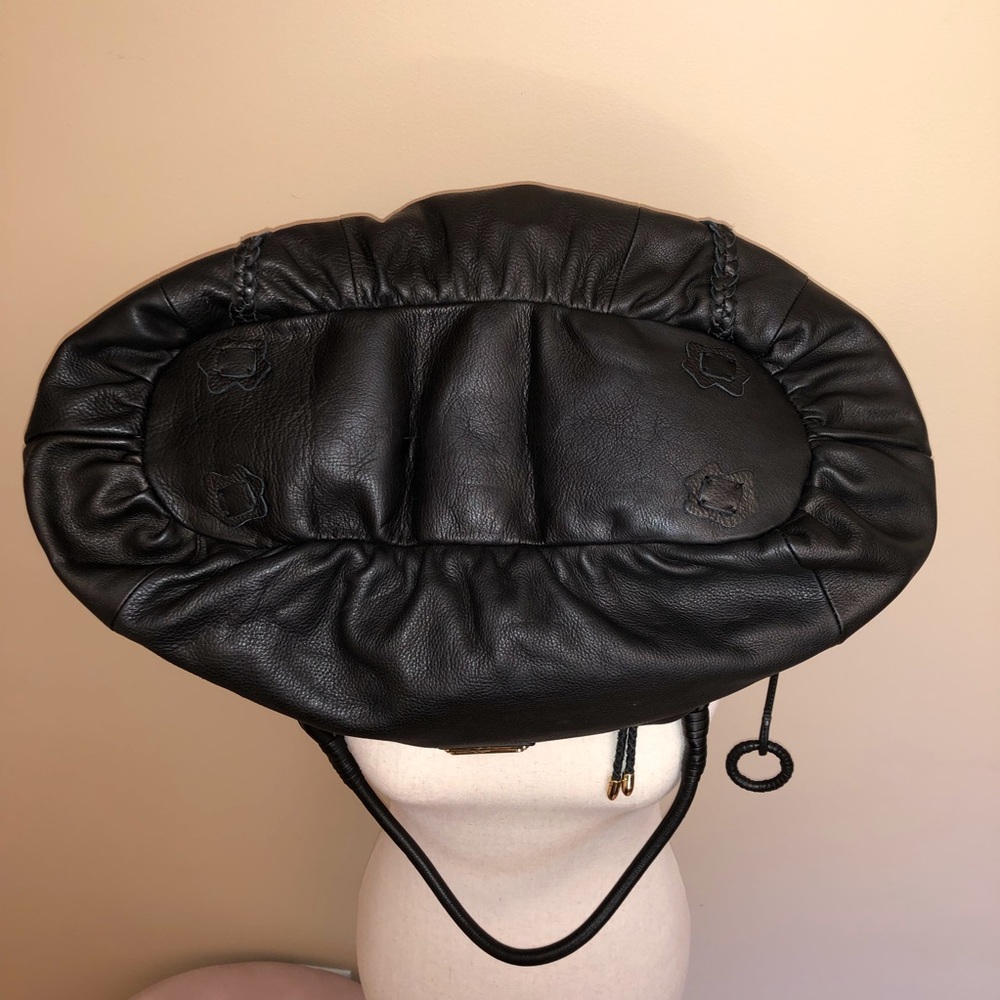 Fiore by Isabella Fiore Black Leather Braid Tote - Picture 4 of 15